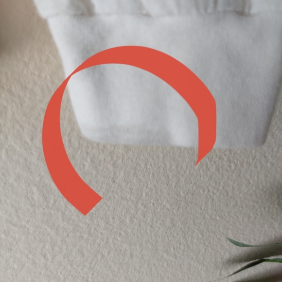 DISNEY PIXAR COCO SWEATSHIRT ANIMATED CAST/ DIA DE LOS MUERTOS - Picture 7 of 11